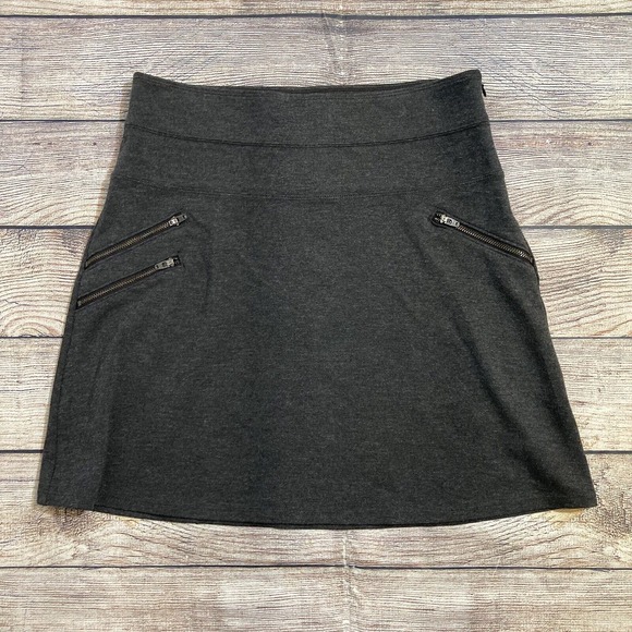 ATHLETA Women’s 4 Ponte Moto‎ Stretch Skirt Gray Stretch Zip Pockets #349379 - Picture 1 of 7